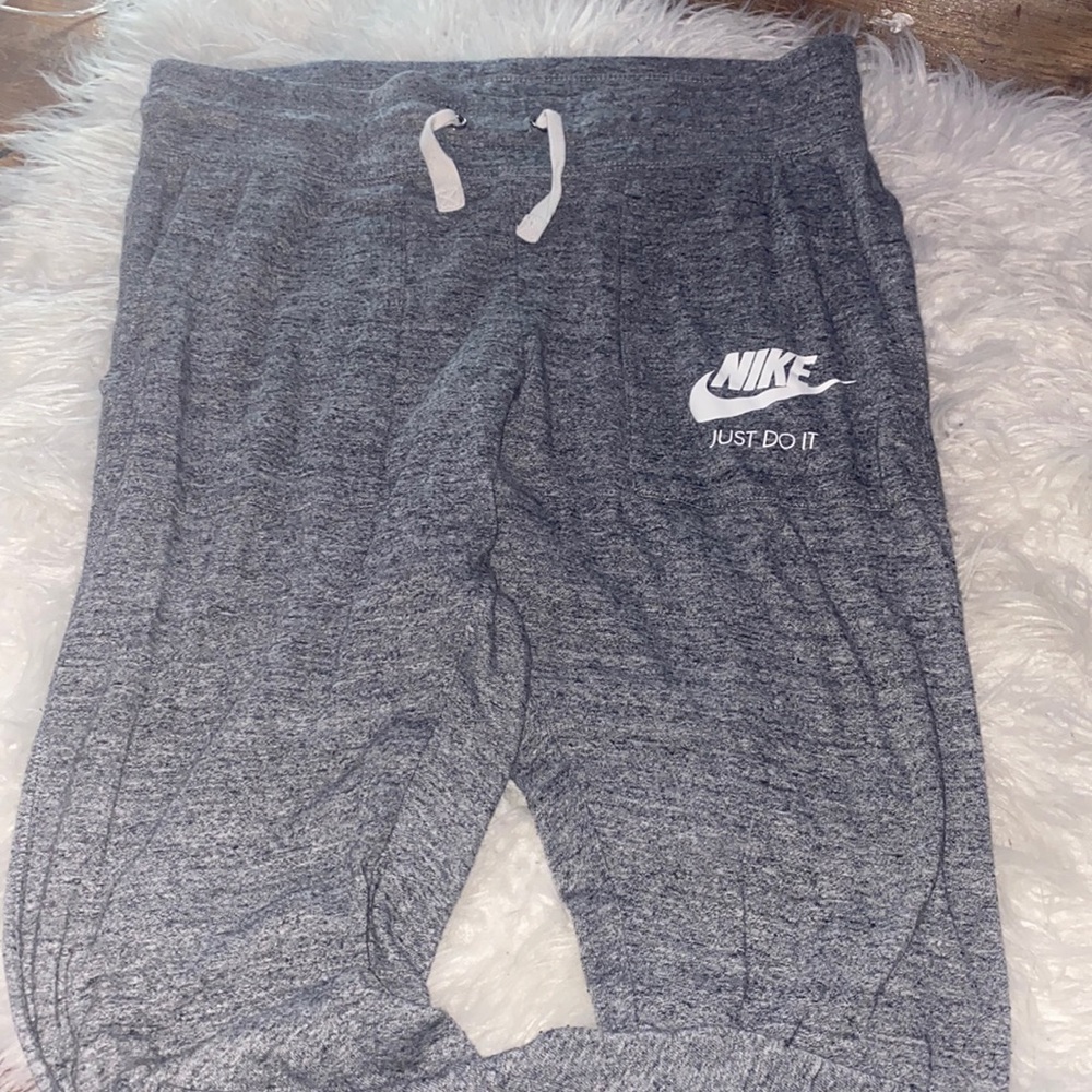 Nike, Grey Joggers